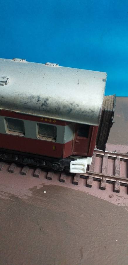 KADEE GEARBOX WITH STEPS FOR SAR LIMA PASSENGER COACHES