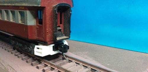 KADEE GEARBOX WITH STEPS FOR SAR LIMA PASSENGER COACHES