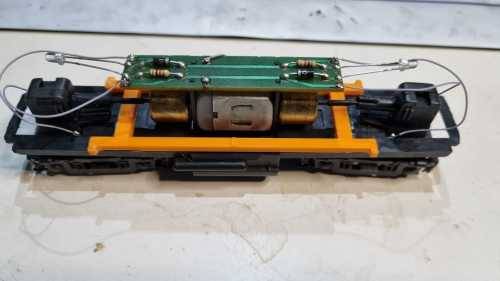 FRATESHI CHASSIS CLIP FOR LIMA 5 E BODY