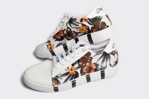 "Eitha" - Cultural Printed Sneakers (Unisex)