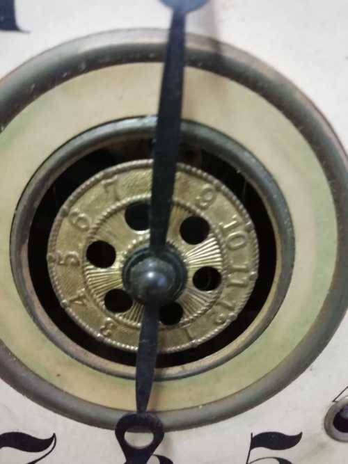 E Ingraham Gingerbread mantle clock