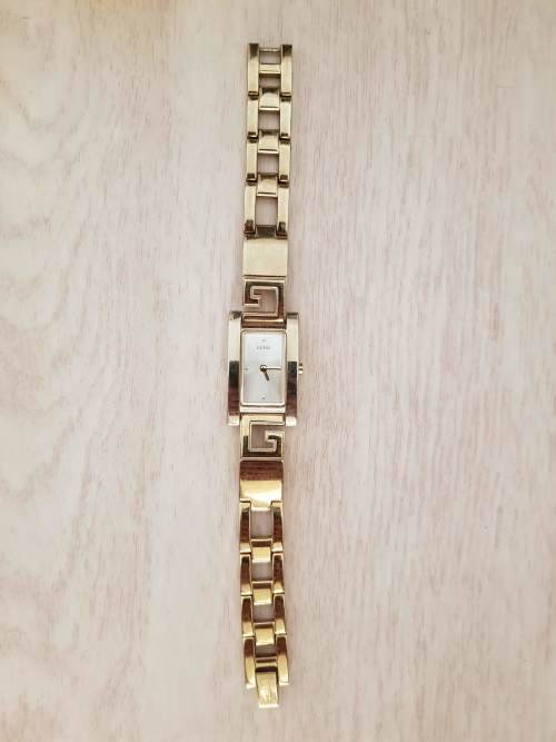 Guess Elegant Gold Watch