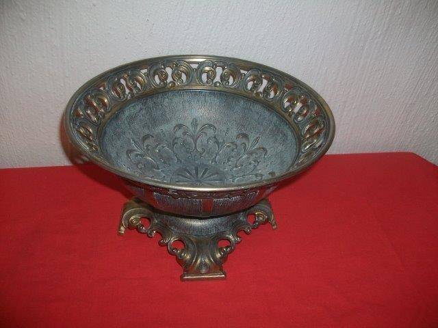 Stunning made in italay ornate metal bowl