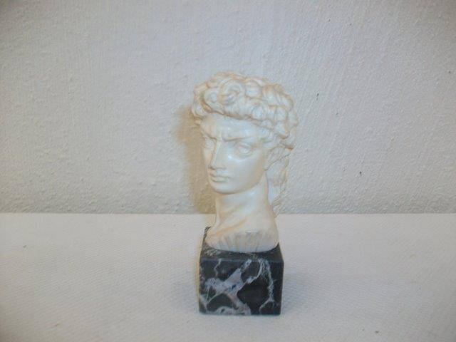 Resin head bust of i am David on marble type base
