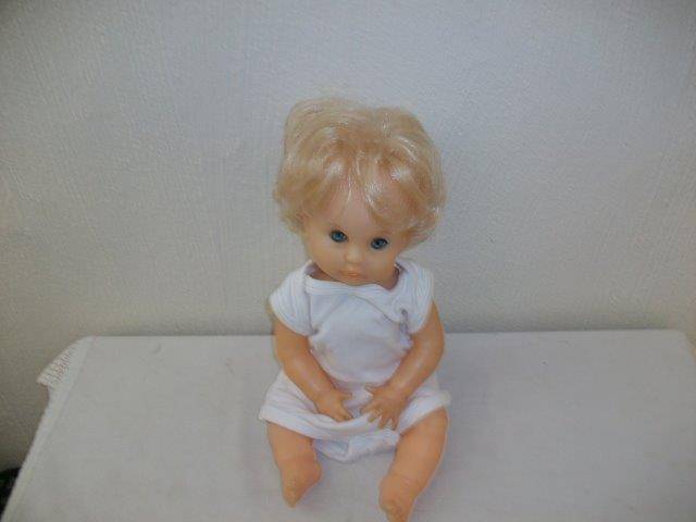 Nice collectable first love doll - lot 2