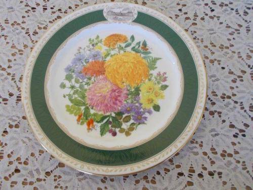 stunning floarl chelsea display wall plate