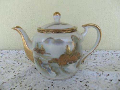 vintage oriental satsuma porcelain tea pot