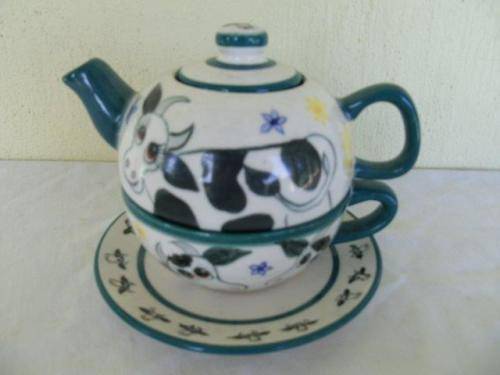 Cute procelain decorative cow tea for one set