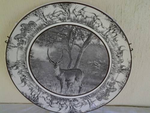large royal doulton african game resrve  theme porcelain display wall plate