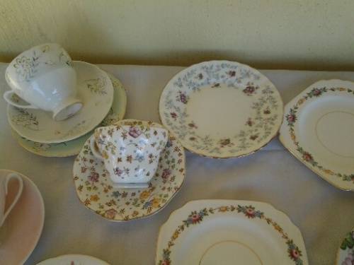 set of six pretty mix and match porcelain tea cup trios