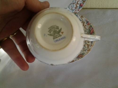 stunning vintage floral porcelain Tuscan china tea cup trio