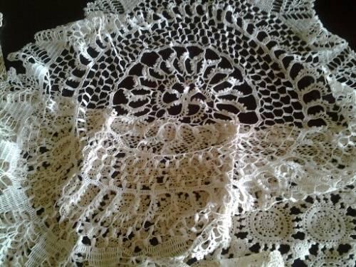 assorted job lot of vintage crochet dollies