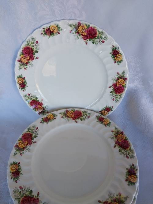 Set of five Ashley floarl dinner plates