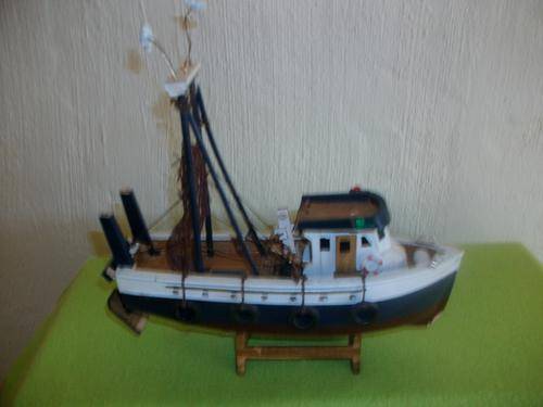 Wooden ship, please look at the picture and notes