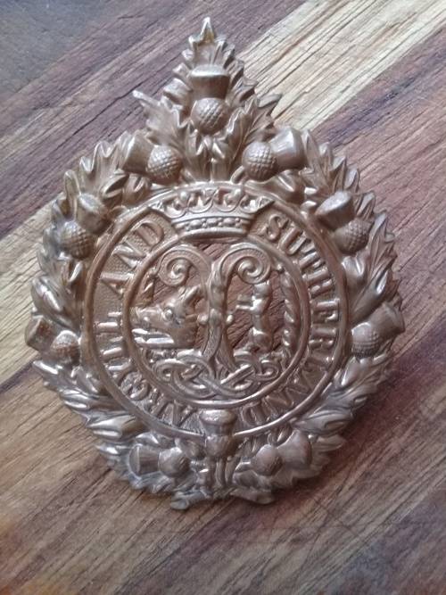 Argyle and Sutherland Highlanders Copper Glengarry badge, voided