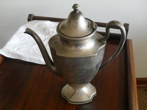 AN UNUSUAL ANTIQUE SILVER PLATED COFFEE POT -KEYSTONE WARE "k"