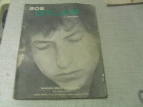 (MH)   A BOB DYLAN COLLECTION OF 24 SONGS - BOOK OF PIANO MUSIC SHEETS