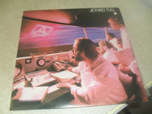 *** JETHRO TULL LONG PLAYING VINYL RECORD - 1980 CHRYSALIS RECORDS