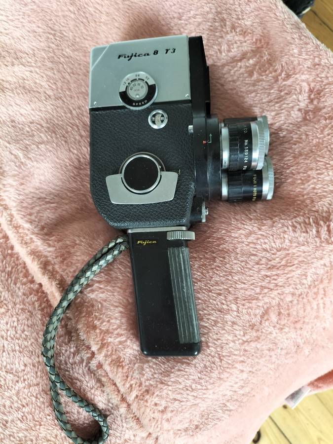 **#A VINTAGE FUJICA 8 T3 MOVIE  CAMERA