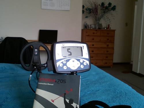 Minelab X Terra 705 Universal Metal Detector