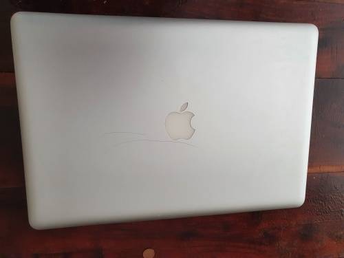 Macbook Pro 15` 2010  i5/8gb/250gb SSD and 750Gb HD