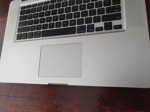 Macbook Pro 15` 2010  i5/8gb/250gb SSD and 750Gb HD