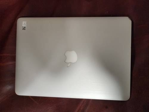 **** APPLE MACBOOK AIR 13` i7 with 250GB SSD *** A1466 - 2013