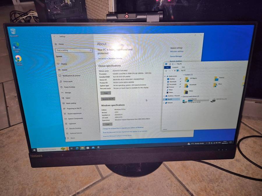 Lenovo All-in-One Desktop PC - i5 9th gen/16gb/250gb