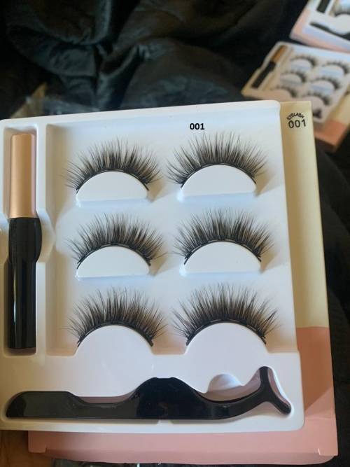 Magnetic Eyelashes & Eyeliner