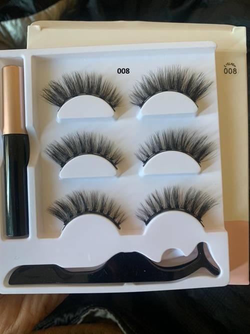 Magnetic Eyelashes & Eyeliner