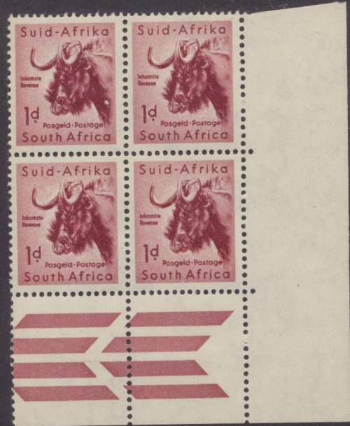 SA UNION  1959/61  , SACC 170  1d  CORNER BLOCK WITH 4 BROKEN BARS  MINT