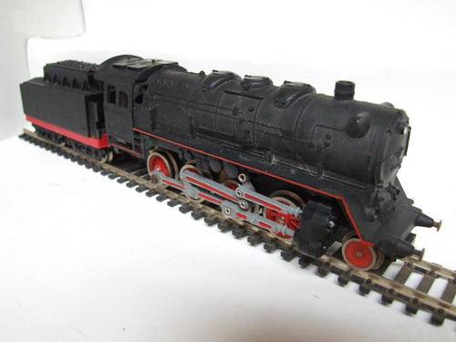 LIMA HO: VERY RARE DB E680 Steam Locomotive in excellent running unboxed condition. (Made in Italy)