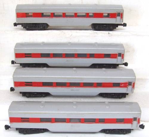 HO/OO COACHES: 4pc Junior European Passenger Coaches in fair unboxed condition