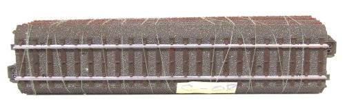 MARKLIN HO: 5pc 3 Rail Metal/Plastic C-Type Track (#172) in very good un-boxed condition.(Germany)