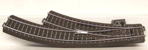 MARKLIN HO: 3 Rail Metal/Plastic C-Type RH Point (#672) in very good un-boxed condition.(Germany)