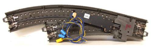 MARKLIN HO: 3 Rail Metal/Plastic C-Type RH Point (#672) in very good un-boxed condition.(Germany)