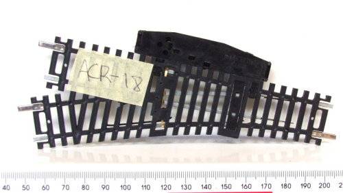 LIMA HO/OO: Manual Right Hand Point(403050) in Very Good un-boxed condition.(Italy)