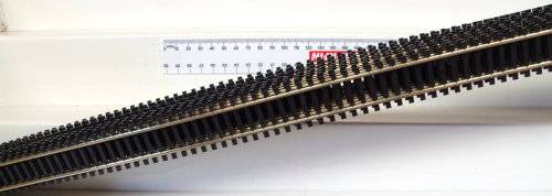 MODEL POWER GT HO: 1pc Nickel Silver FlexTrack, 0.9m in Length NEW un-boxed condition.(Italy)