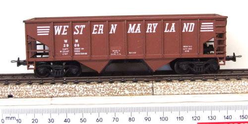 ATHEARN HO: WM American 2Bay Hopper with Operating Unload Hatches in Good used & unboxed condition