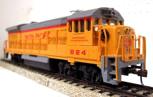 BACHMANN HO: Detailed UP EMD U36B Locomotive in Like NEW boxed condition (China)