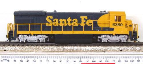 SALE::BACHMANN HO: Detailed SF EMD B23/B30-7 Locomotive in NEW boxed condition (China)