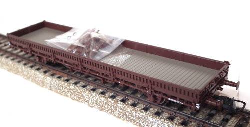 ROCO HO: Detailed Low Sided Stake Wagon in Like New Un-Boxed condition (Austria)