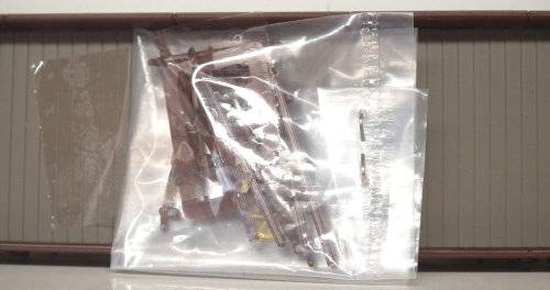 ROCO HO: Detailed Low Sided Stake Wagon in Like New Un-Boxed condition (Austria)