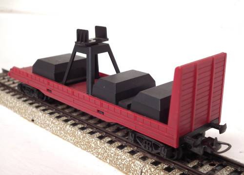 LIMA HO: Vintage SNCF Recovery Crane Support Wagon in Fair Un-Boxed, Used condition(Italy)