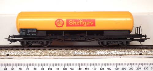 LIMA HO: Vintage SHELL Tanker Wagon in Good used, Un-Boxed Condition (Italy)