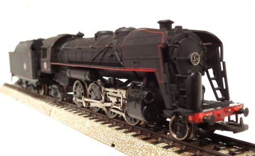 JOUEF HO: 2-8-2 Mikado Steam Locomotive with Tender(Driven) in Good Used, Un-boxed Condition(France)
