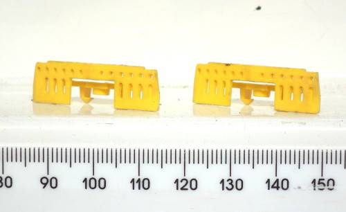 LIMA HO: SAR E5 `Blue Train` Locomotive cowcatchers in Good un-boxed condition for Parts.(Italy)