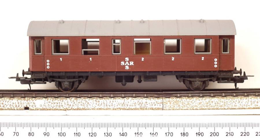 LIMA HO: SAR Junior Passenger Coach in Good Un-Boxed Used Condition (Italy)