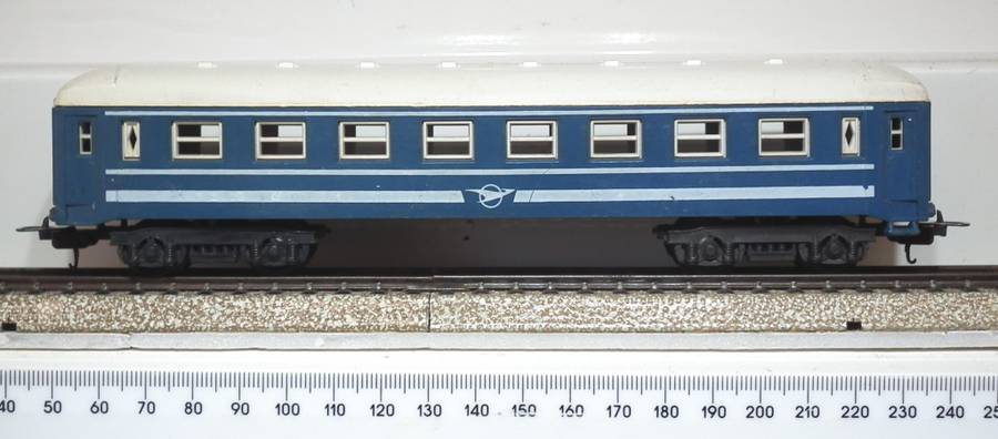 LIMA HO: SAR Junior Blue Train Passenger Coach in Good unboxed used condition (Italy)