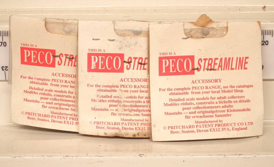 PECO HO/OO:  3pk of New Sleeper Type Track End Buffer Stops.(England)
